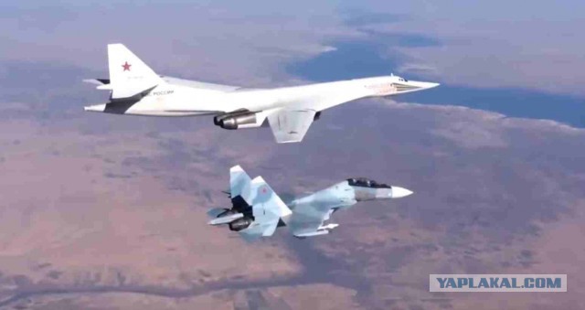 Сопровождение Су-30СМ ракетоносцев Ту-160