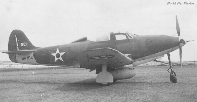 Р-39 Аэрокбра. Американская любимица сталинских соколов. История создания и основные модификации.