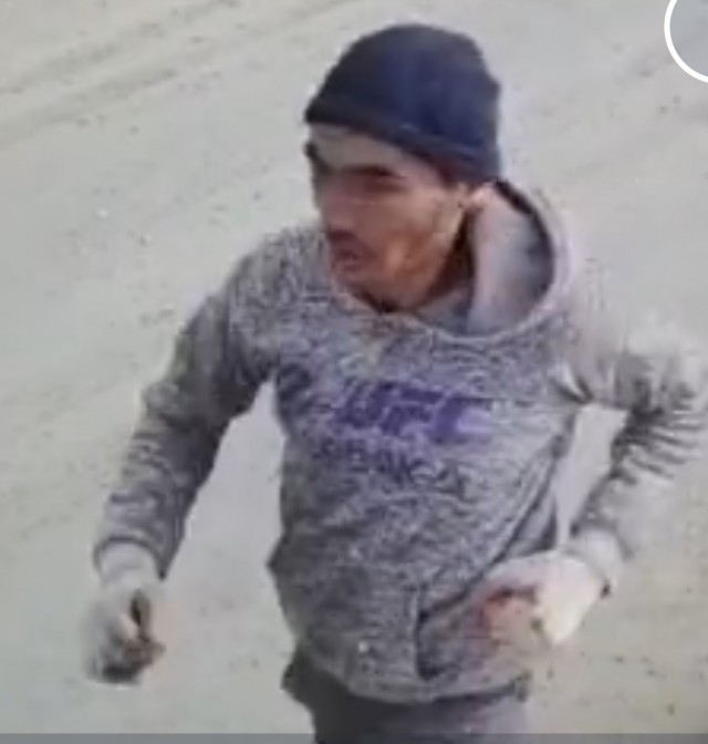В пригороде Челябинска из-за собственной халатности и грубого нарушения правил работы чуть не пострадал водитель крана