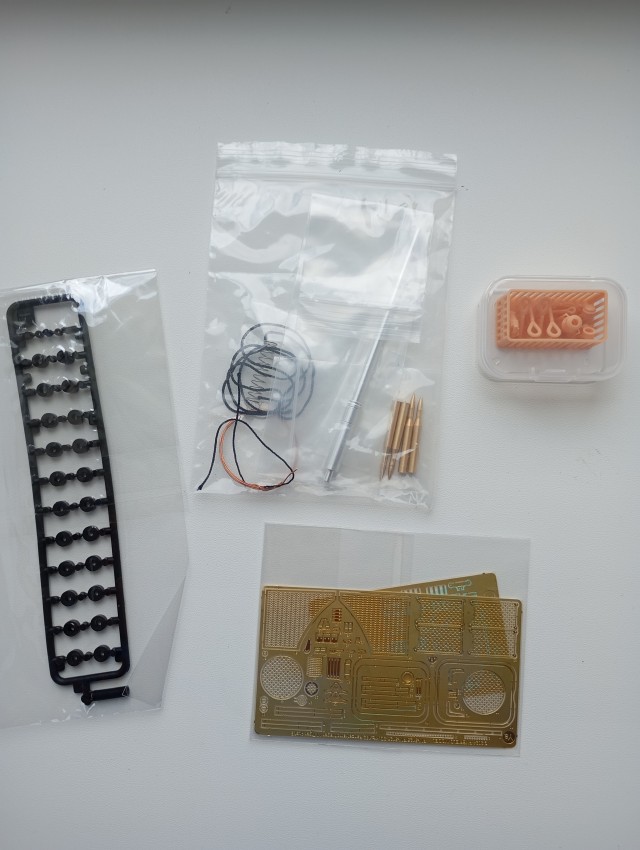 Модель king tiger 1/35 (часть первая )