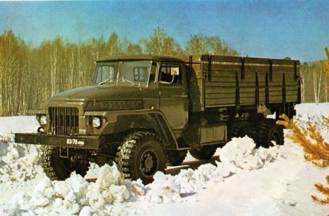 Урал 375
