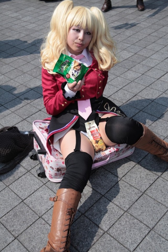 Фото с Comiket 81 /人◕ ‿‿ ◕人\