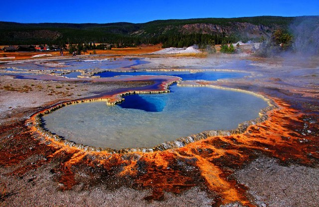 Ученые обнаружили под Йеллоустонским супервулканом больше магмы, чем ожидалось