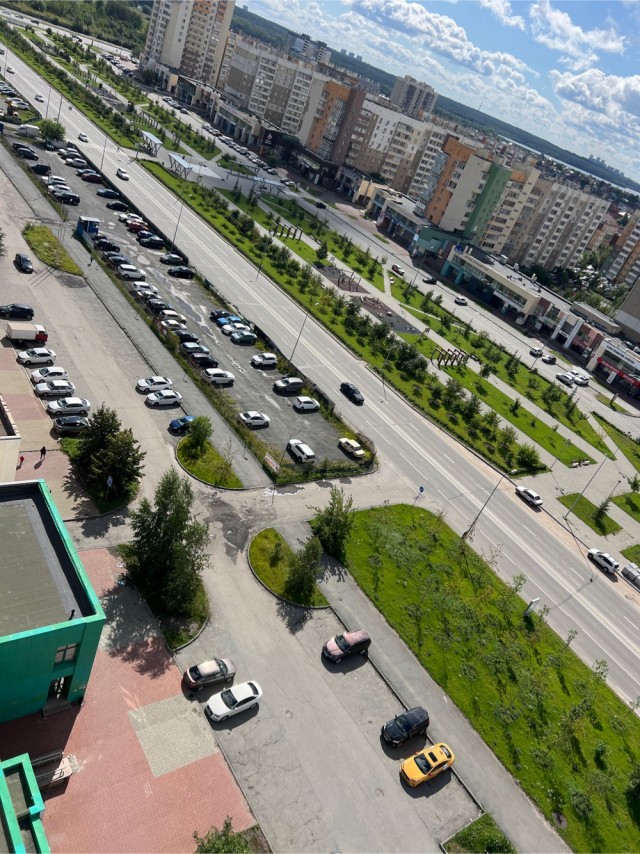 В Челябинске начали водосброс на дамбе