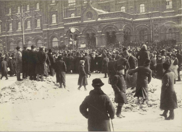 Прогулка по Москве. Революционная