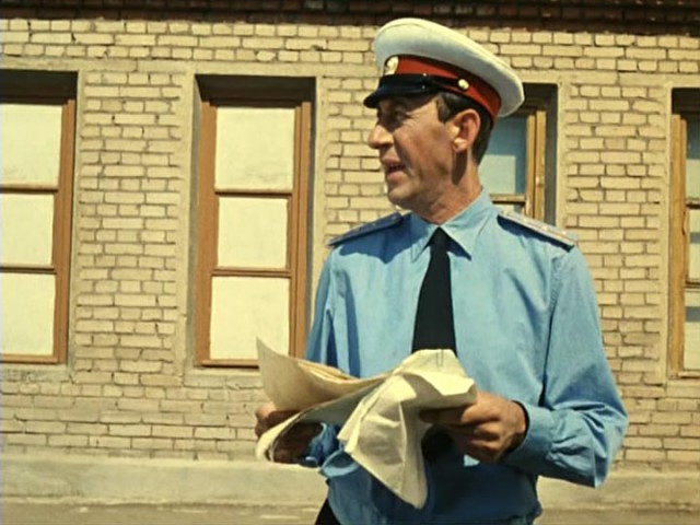 Заключенные исправительной колонии №6 в Омской области за 15 дней слепили из снега "Тополь-М" практически в натуральную величину