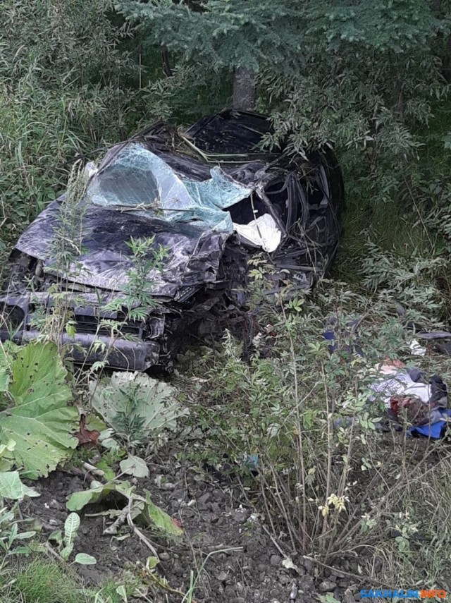 Водитель Toyota Land Cruiser Prado погиб на месте ДТП в Южно-Сахалинске