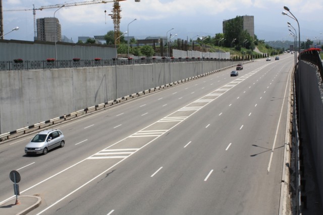 Алматы 2011: город контрастов