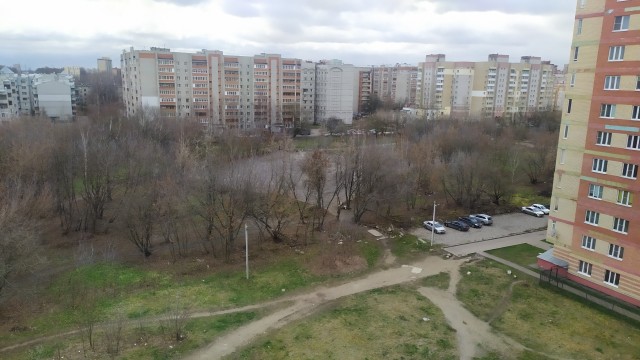 За окном
