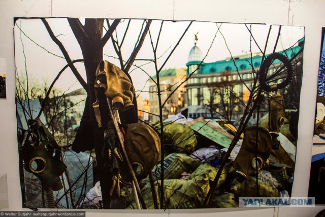 Фотовыставка "ВеЩдоки. Сирия. Украина" в Берлине