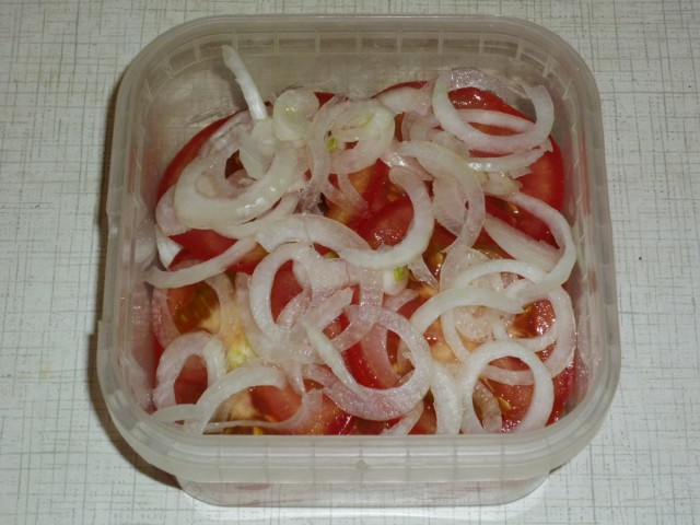 Помидоры закусочные, кисло-сладкие.