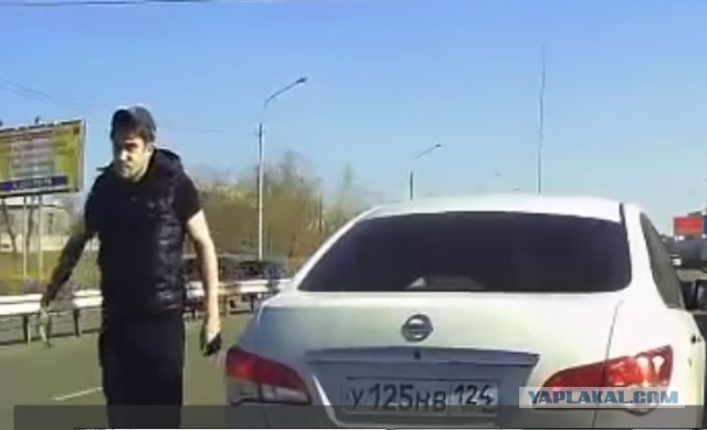 И снова самооборона перцовым баллончиком