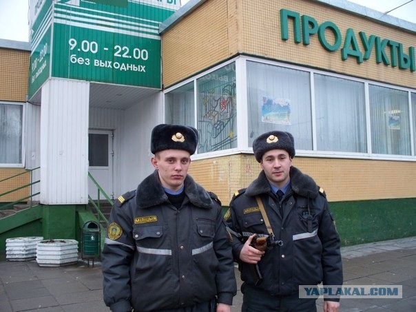 В сети группы "Стоп Ублюдки!" попал милиционер