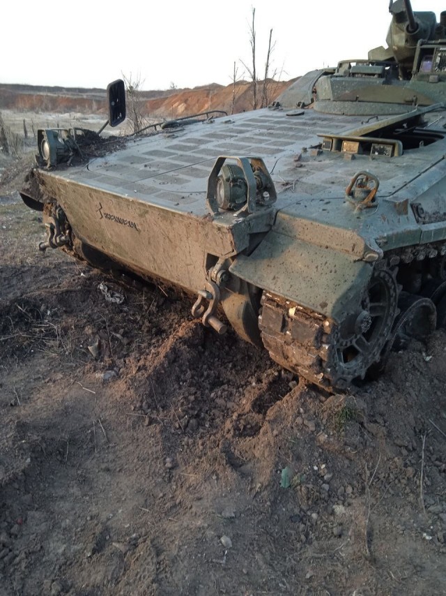 Бойцы 1-й Славянской бригады затрофеили первую немецкую БМП Marder 1A3