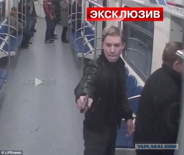 В Нижневартовске местный парень зарезал таджика, который домогался до его девушки