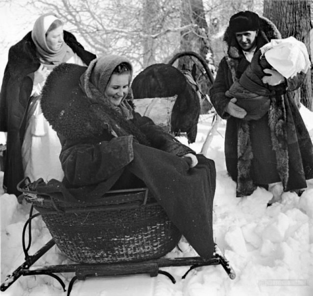 Лица, события, эпохи: редкие исторические фотографии, которые перенесут вас в другое время