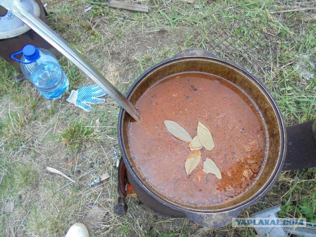 Фасольная похлебка с копченостями
