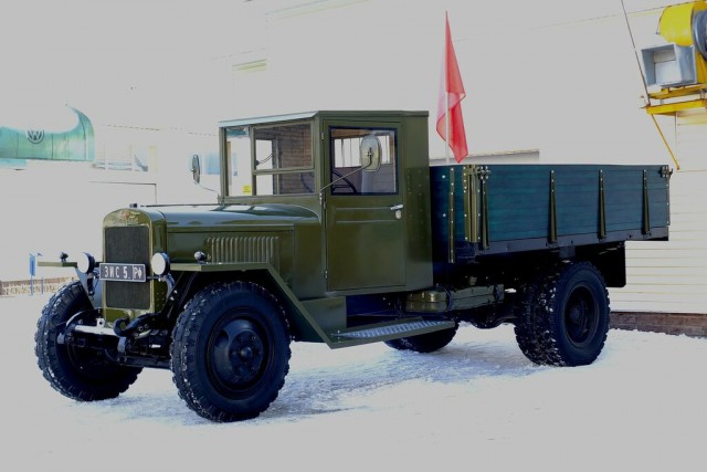 Народные прозвища советских грузовых автомобилей и автобусов