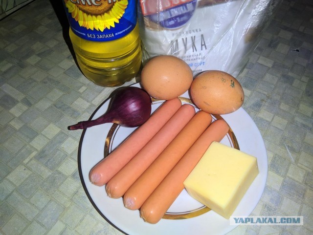 Ночной дожор, макарошки с сосиской!