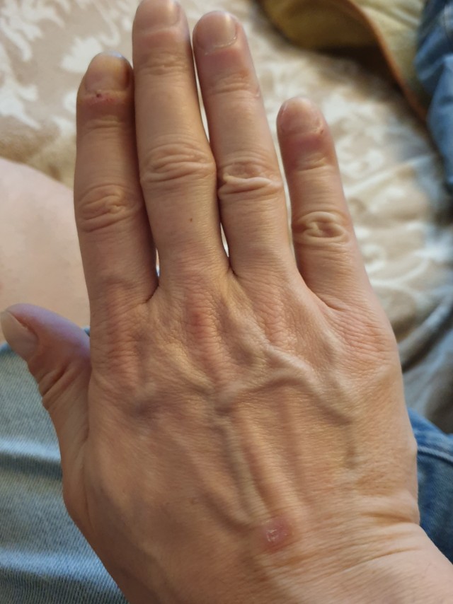 Руки обычного грузчика