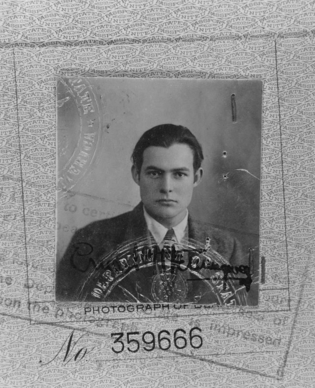 Лица, события, эпохи: редкие исторические фотографии, которые перенесут вас в другое время