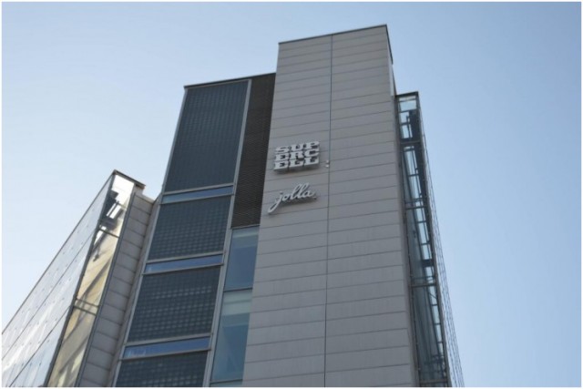 Microsoft покупает у Nokia их телефонный бизнес