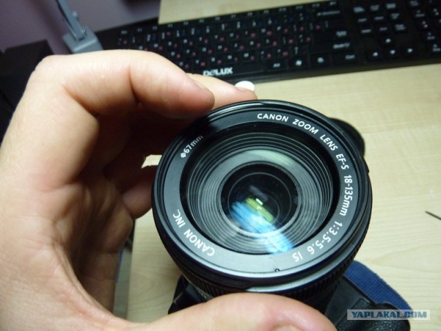 Убираем пыль с объектива Canon EF-S 18-135