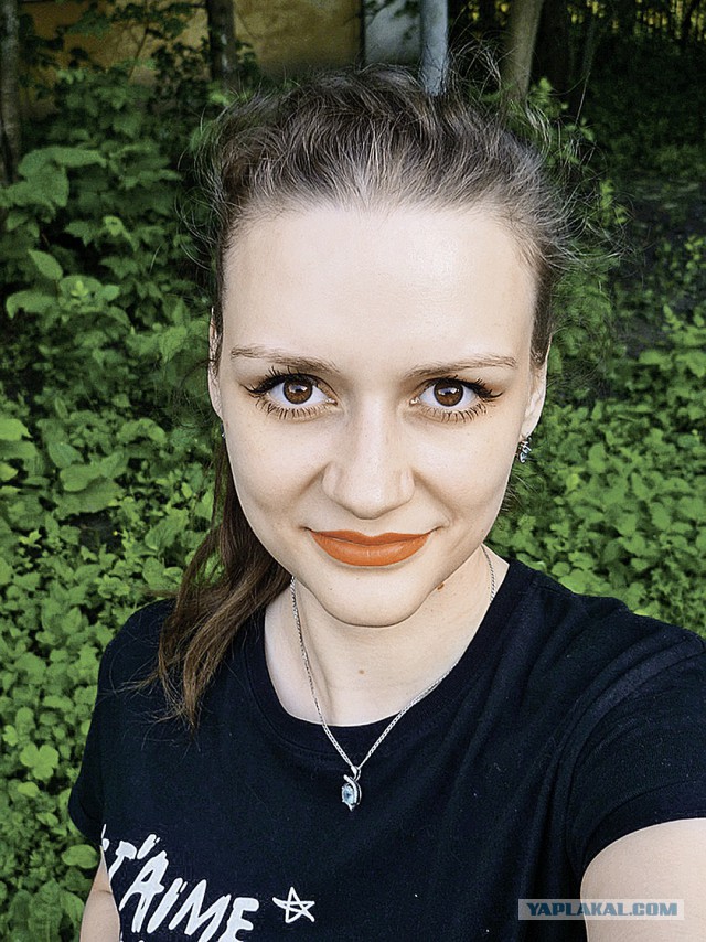 «Православный гарем»: как русский парень Иван живет в одной квартире сразу с несколькими женами