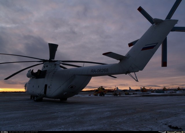 Вертолёт Ми-26 совершил жёсткую посадку на Ямале - 6 человек пострадало
