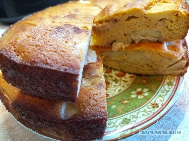 Пироги для чайников 4. Шарлотка из кукурузной муки.