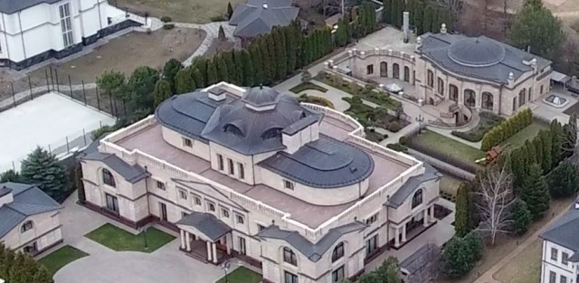 В Госдуме предложили передать беженцам из Донбасса жильё умерших от коронавируса россиян