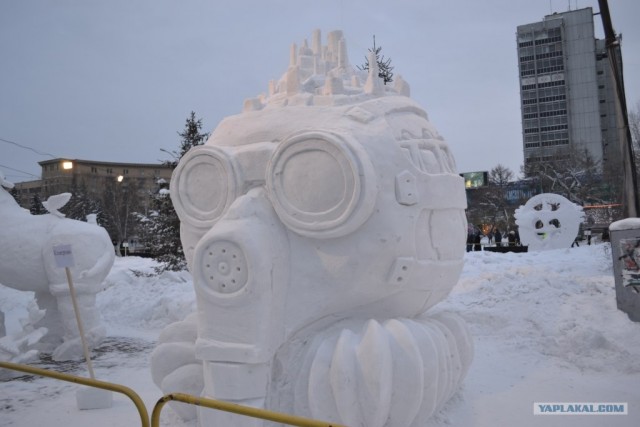 Фестиваль снежных скульптур в Новосибирске