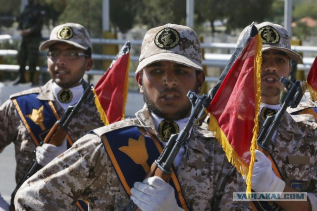 Военный парад в Иране 2015