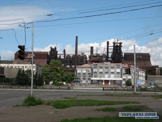 Вид на ММК с высоты птичьего полета
