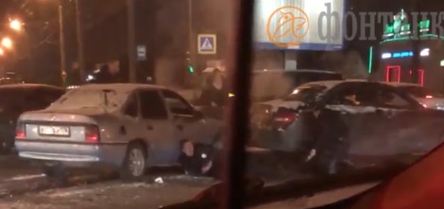 В Петербурге ограбившие магазин преступники устроили стрельбу с полицейскими