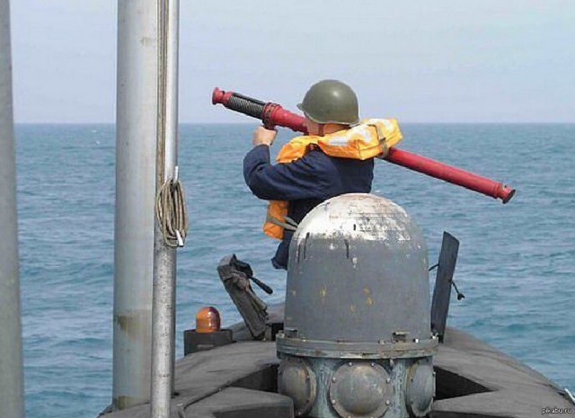 Как русские моряки, отучили самолет-разведчик США от имитации атак на свою подлодку