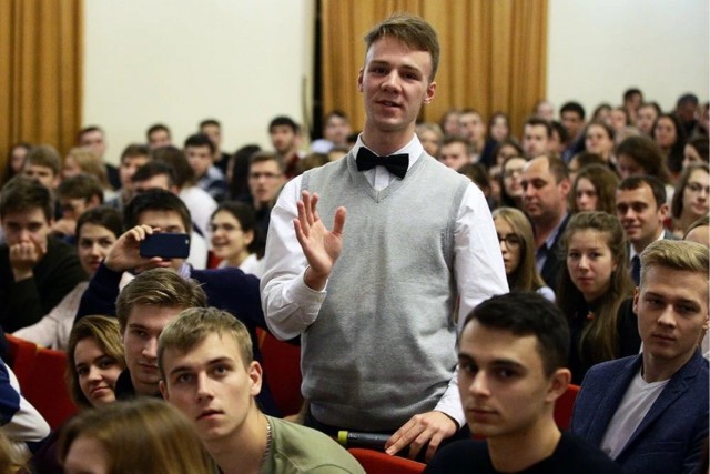 Родина подготовила ещё одного «золотого» управленца. Встречайте- Глеб Силуанов!