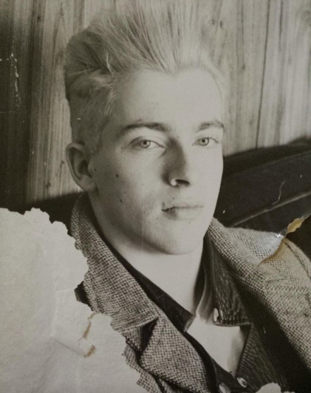 17 олдскульных фотографий мам и пап, показывающих, что в своё время они были ого-го