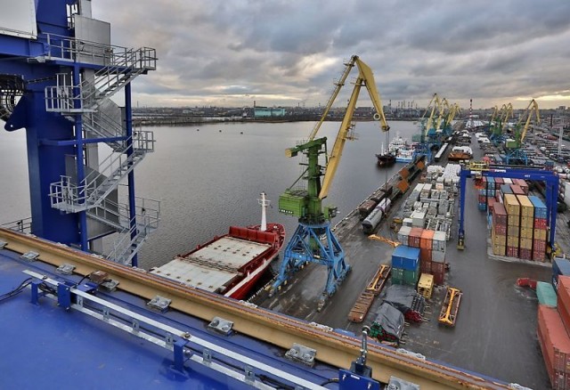 В Ленинградской области активно строят и восстанавливают железнодорожные пути к балтийским портам