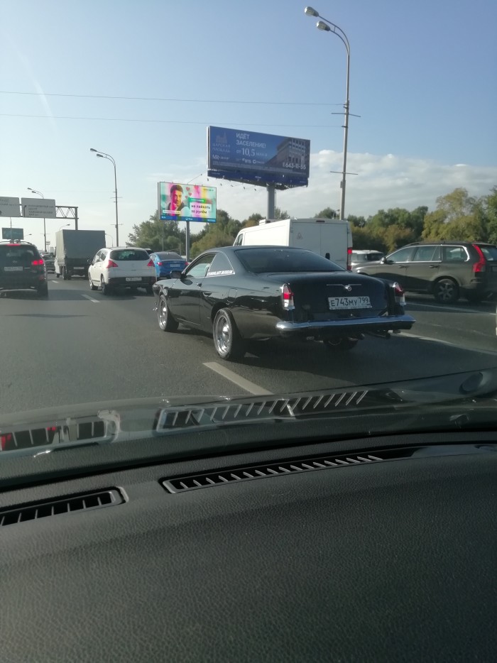 Она не на верёвке!