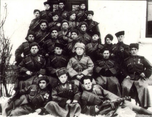 9-я пластунская Краснодарская Краснознаменная горнострелковая дивизия. Как казаки воевали с гитлеровцами.