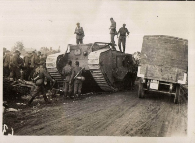 1945 год в 84 фотографиях