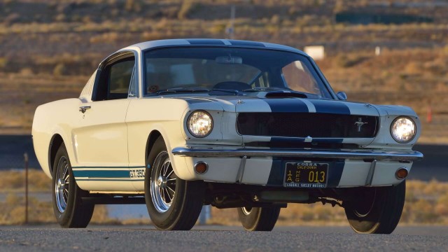 60 лет Shelby Mustang. Красивых автофото пост к юбилею
