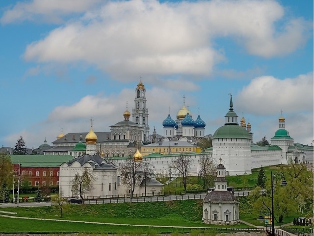 На машине по Золотому кольцу