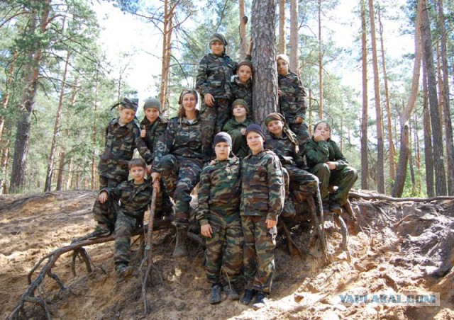 Как миллионы советских детей играли в "Зарницу"