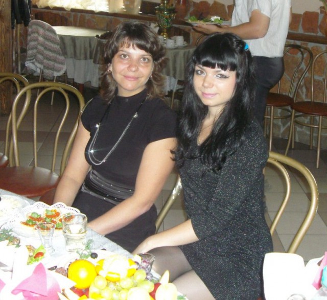 Дочь 18, мать 36