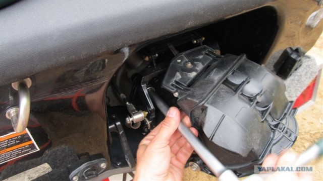 Полёт над водой.