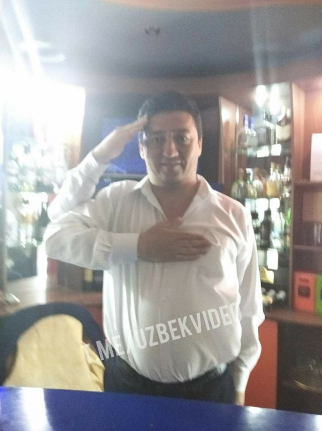 В Узбекистане военнослужащие не сразу разобрались, как нужно правильно уважать ветеранов