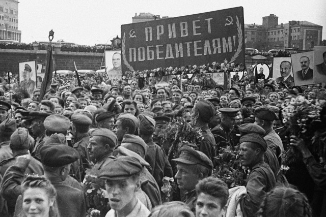 Фотографии из прошлого нашей страны - 28