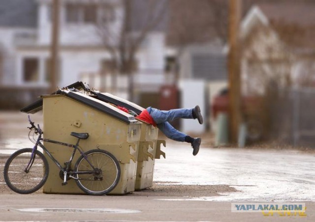 Прихожу сегодня в банк, а на входе такое